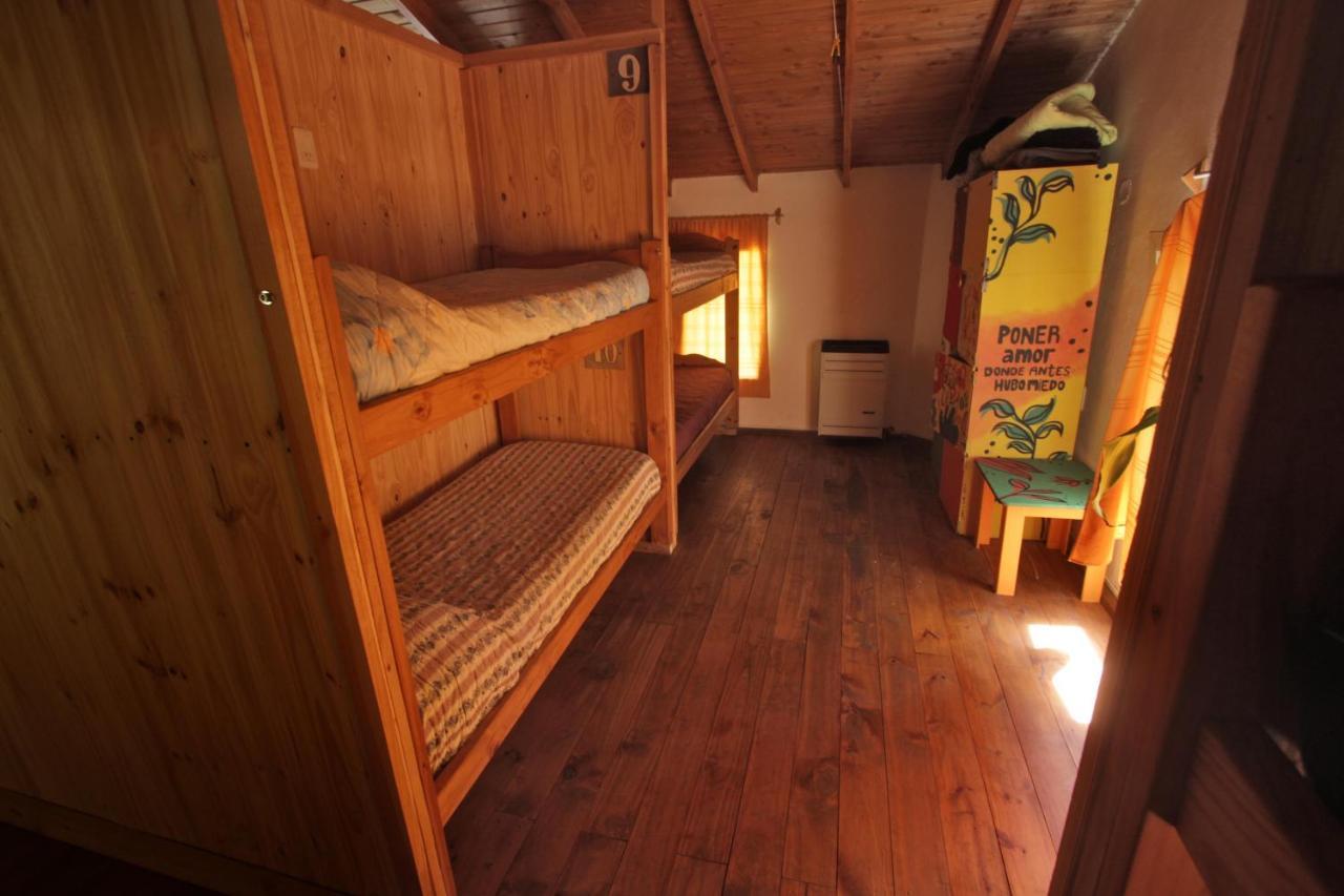 Hostel Lc Hoyo de Epuyén Esterno foto