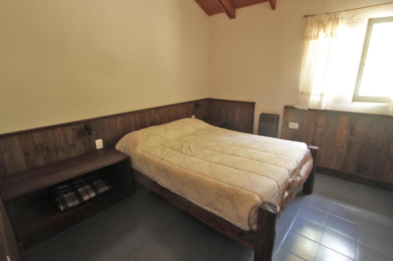 Hostel Lc Hoyo de Epuyén Esterno foto