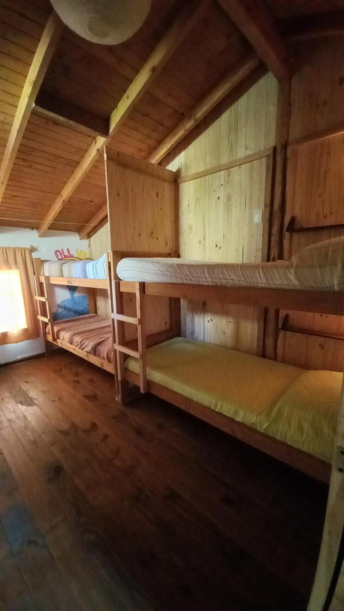 Hostel Lc Hoyo de Epuyén Esterno foto